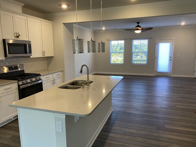 Building Photo - 2138 Terrawood Dr