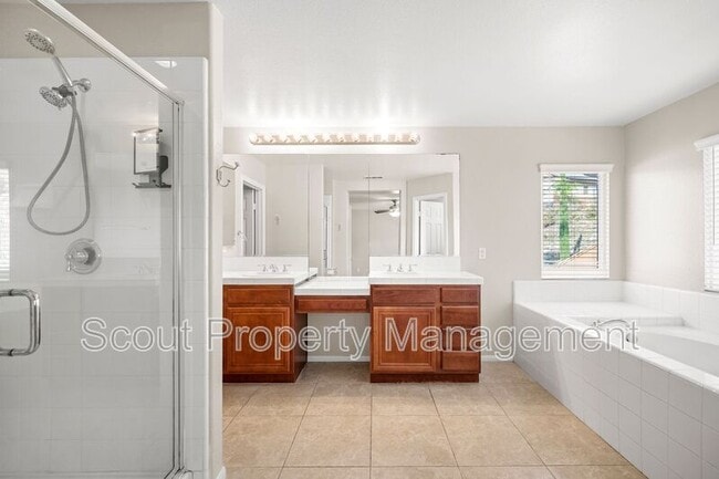 Building Photo - 44704 Mumm St