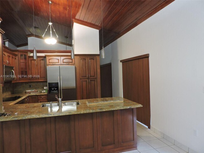 Building Photo - 10753 SW 142nd Ct