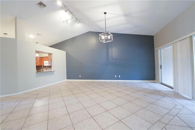 Building Photo - 430 St Andrews Blvd