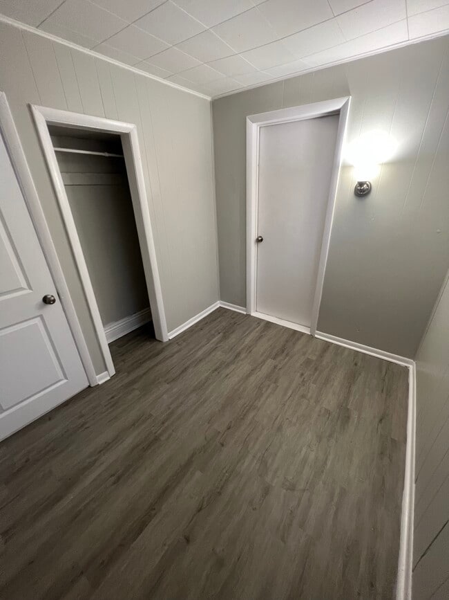 Building Photo - 334/336 Parkdale Ave.