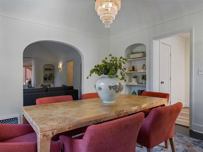 Building Photo - 212 Edgemere Ct