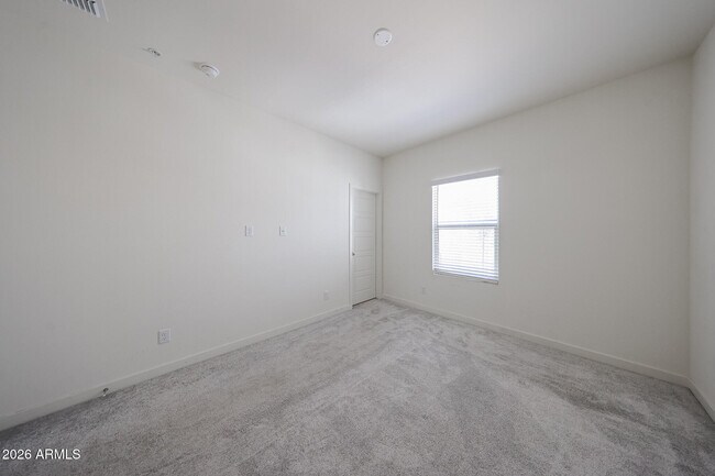 Building Photo - 2236 W Laurie Ln