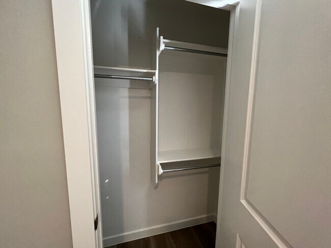 Building Photo - NEW 3 Bedroom In Harvest Development In Wo...