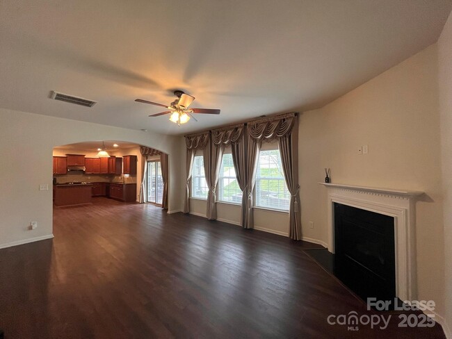 Building Photo - 14007 Highland Meadow Rd
