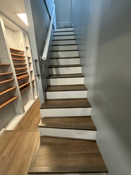 Building Photo - 326 Walnut St