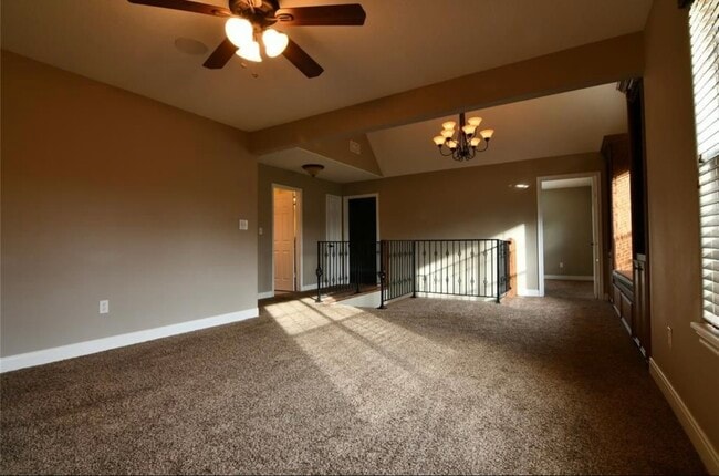 Building Photo - 2063 Apache Dr