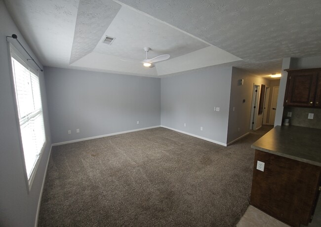 Building Photo - 817 Pine Hill Ct