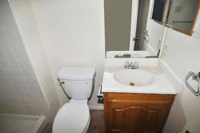 Building Photo - AVAILABLE NOW - Spacious 2-2-1 in Ft. Worth, desirable Keller ISD!