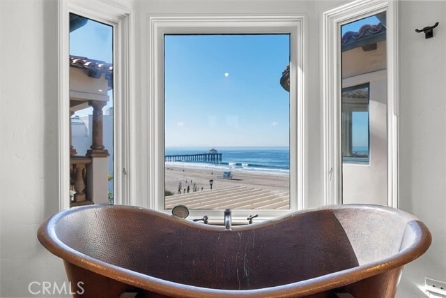 Building Photo - 1500 The Strand