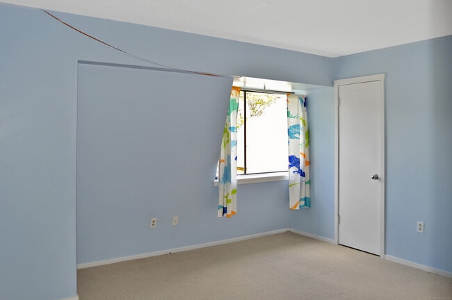 Building Photo - 106 Mallard Dr