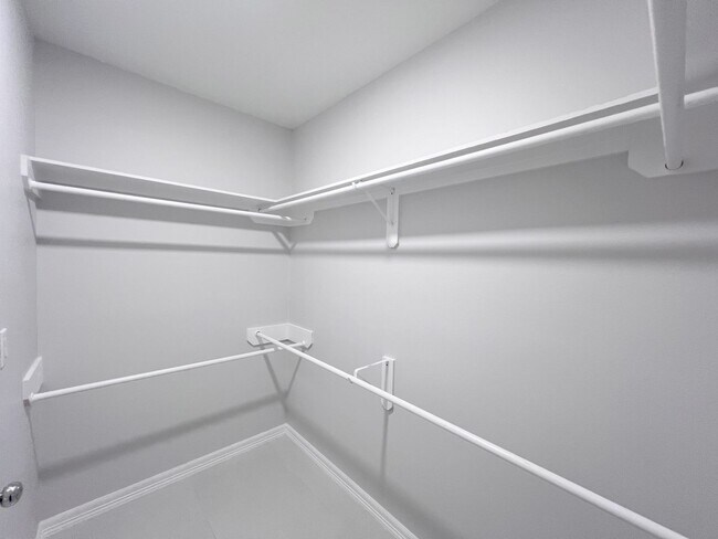 Building Photo - 1st Month Free!  Brand New 3Bed/2Bath - Vi...