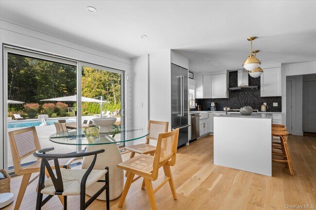 Building Photo - 805 Kayleighs Ct