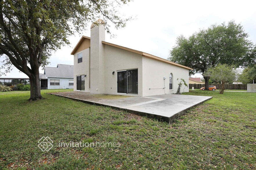 Building Photo - 1202 Barmere Ln