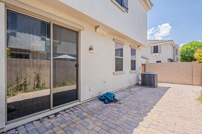 Building Photo - Beautiful Townhome in Phoenix Arizona