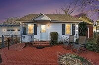 Building Photo - Cozy Cottage in Downtown Fredericksburg