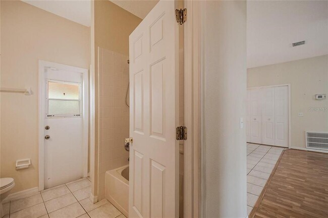 Building Photo - 603 Pinehurst Ct