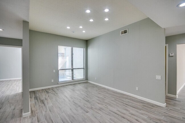 Building Photo - 923 Cranberry Hill Ct