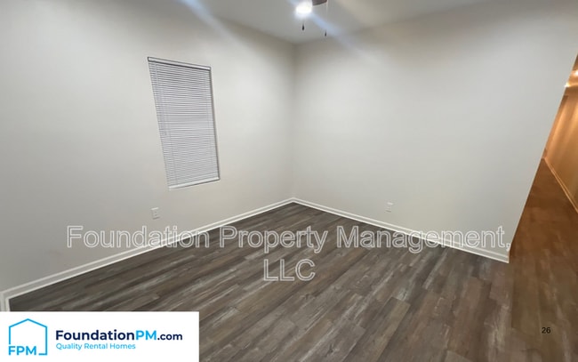 Building Photo - 754 E Trigg Ave