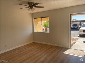 Building Photo - 1303 Darlene Way