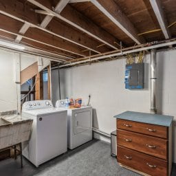 Building Photo - 202 Lake Hills Rd