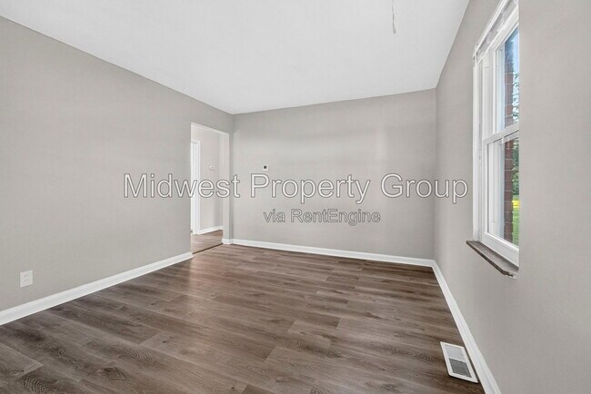 Building Photo - 1237 Fairview Ave