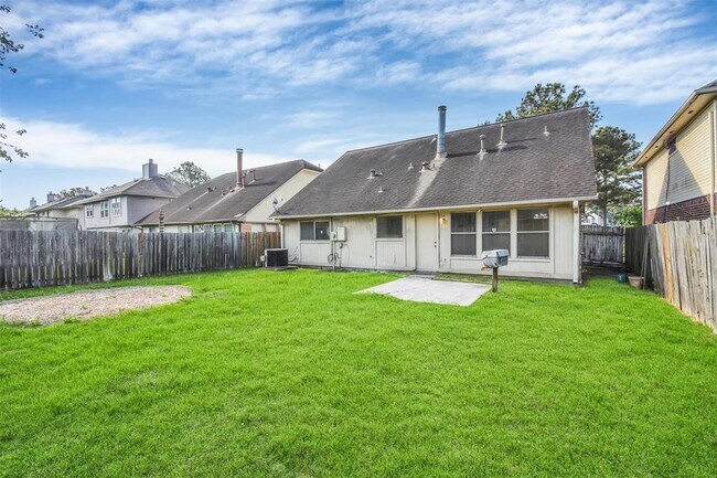 Building Photo - 13546 Cabrera Ln
