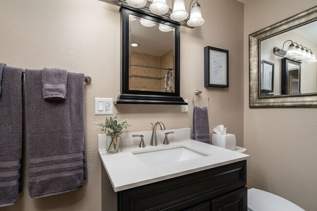 Building Photo - 487 Kentucky Ave