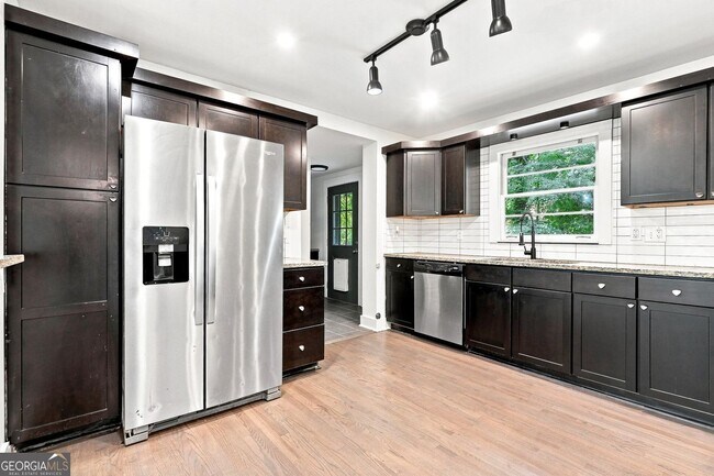 Building Photo - 5012 Tilly Mill Rd