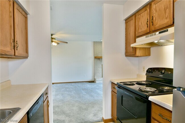 Building Photo - 2237 Cadwallader Sonk Rd