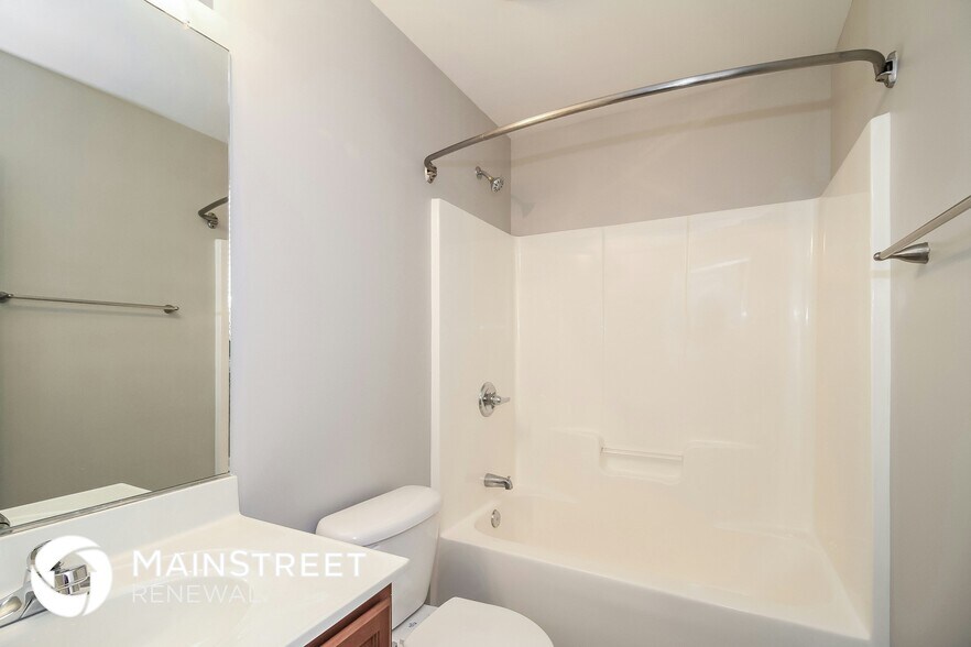 Building Photo - 4470 Weatherton Dr