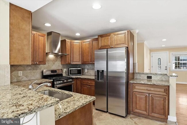 Building Photo - 7416 Sportsman Dr