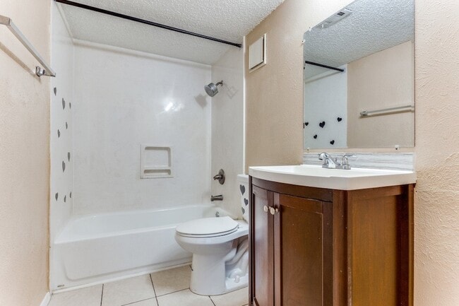 Building Photo - 919 S Weatherred Dr