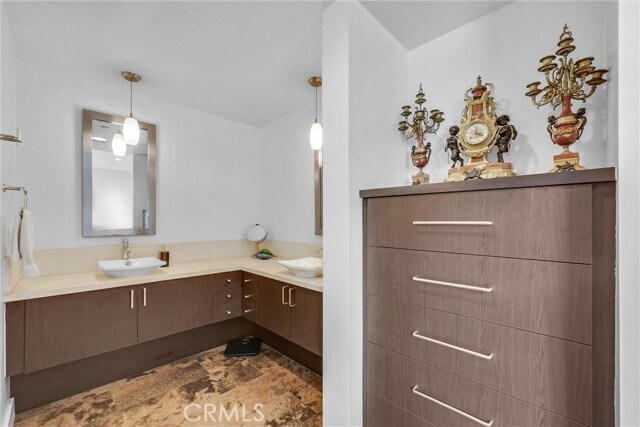 Building Photo - 89 Lennox