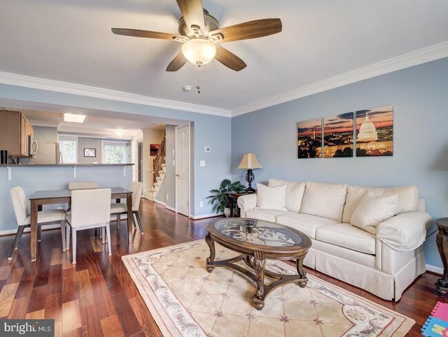 Building Photo - 1471C N Van Dorn St