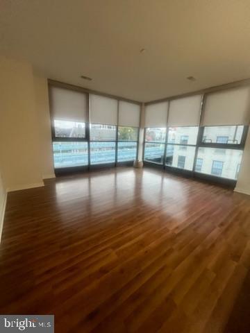 Building Photo - 401 Race St