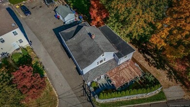 Building Photo - 11 Grandview Ave