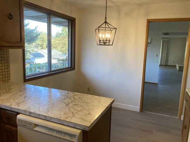 Building Photo - 7190 Los Verdes Dr
