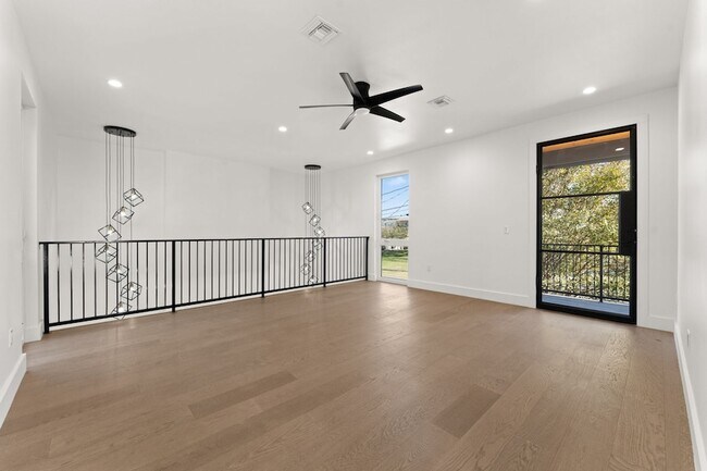 Building Photo - 3814 Wadford St