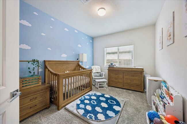 Building Photo - 23601 Zinfandel Dr