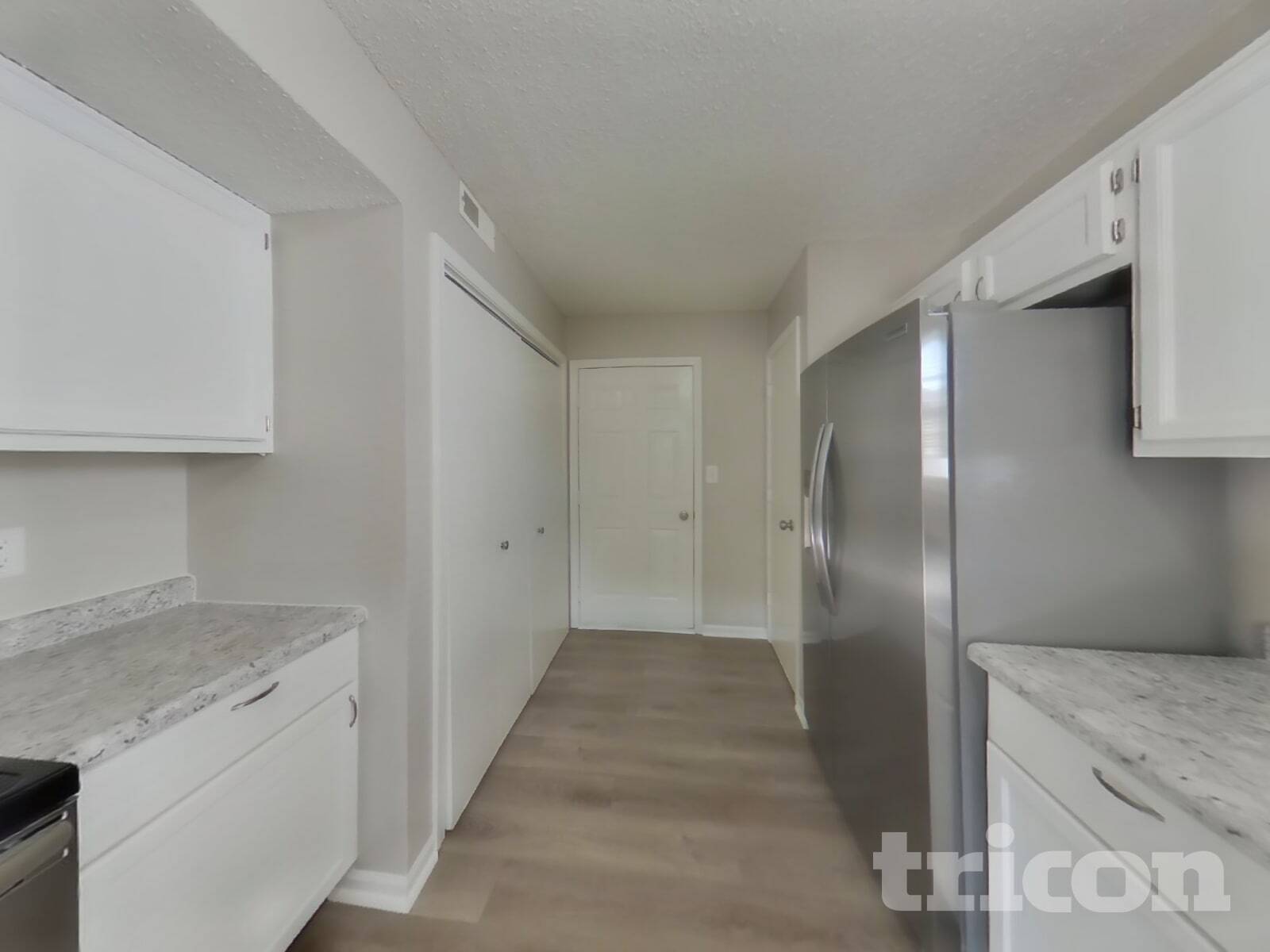 Building Photo - 4249 Village Bend Dr