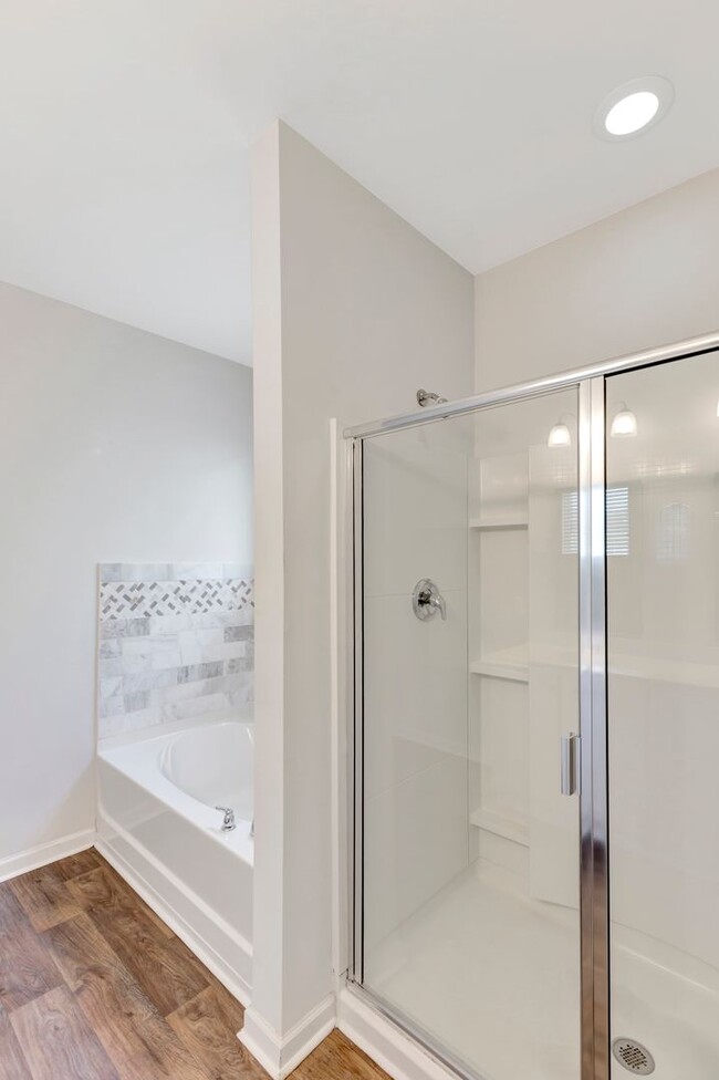 Building Photo - Beautiful One Story home in McKewn