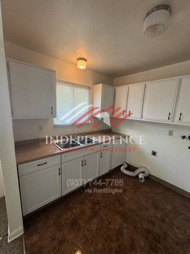 Building Photo - 471 Ginger Pl