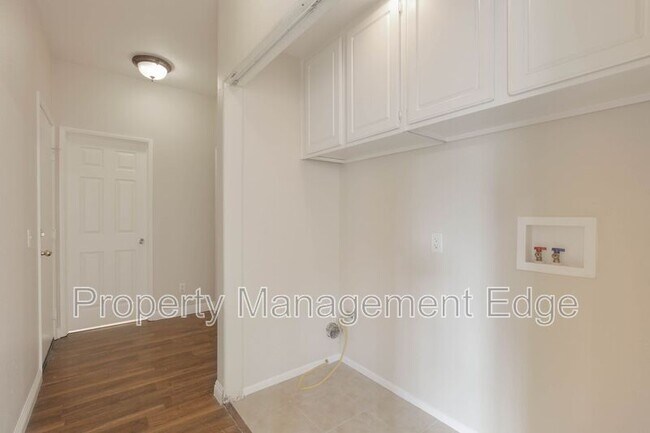 Building Photo - 37783 Sweet Magnolia Way