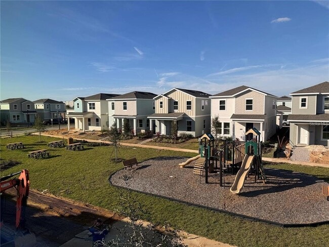 Building Photo - 16848 Hamlin Vis Aly