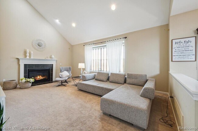 Building Photo - 24323 Bellingham Dr