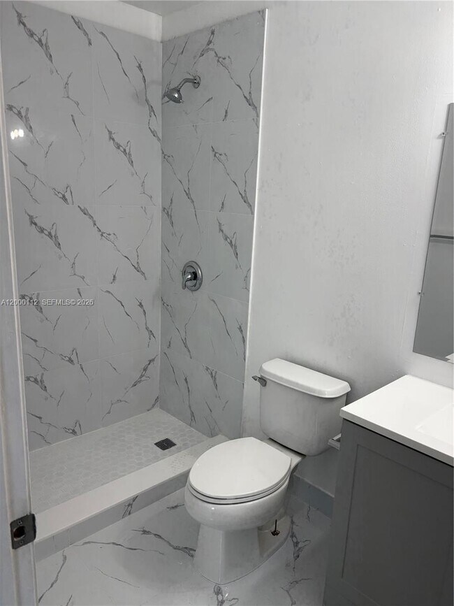 Building Photo - 20044 SW 87th Pl