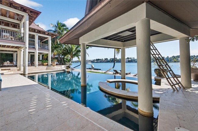 Building Photo - 14 W San Marino Dr