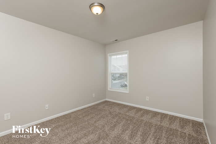 Building Photo - 2927 Cherrybark Dr