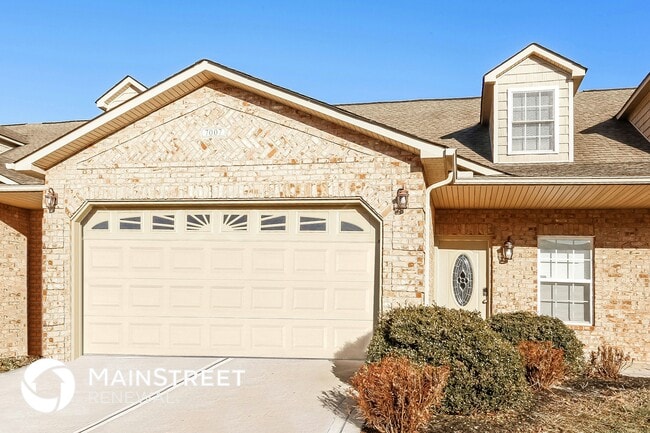 Building Photo - 7007 Echo Hill Way